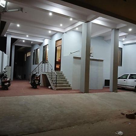 Hotel G M I, Sikar Road Τζαϊπούρ Εξωτερικό φωτογραφία