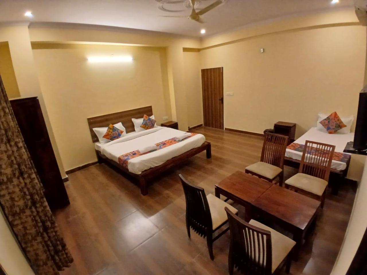 Hotel G M I, Sikar Road Τζαϊπούρ Εξωτερικό φωτογραφία