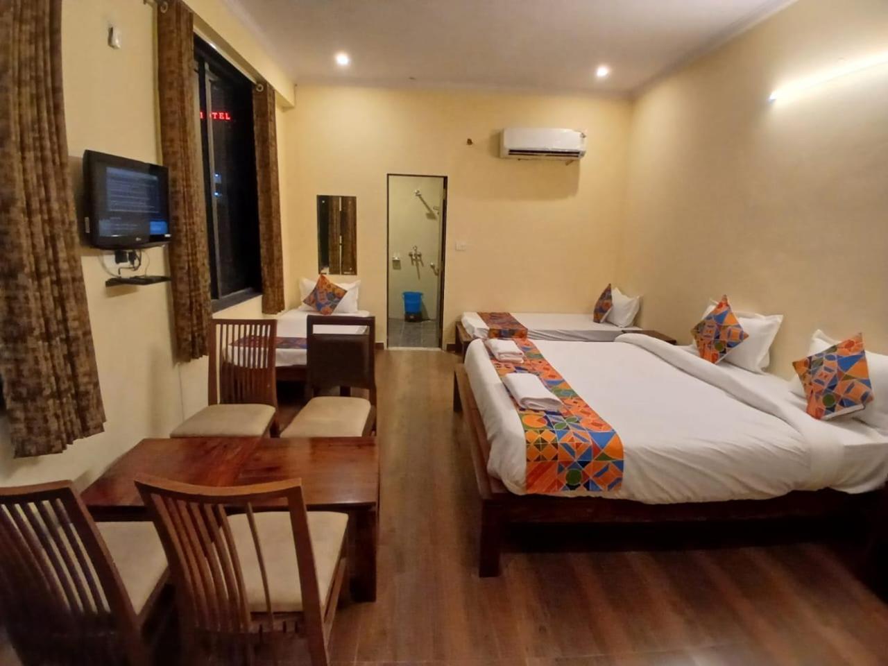 Hotel G M I, Sikar Road Τζαϊπούρ Εξωτερικό φωτογραφία